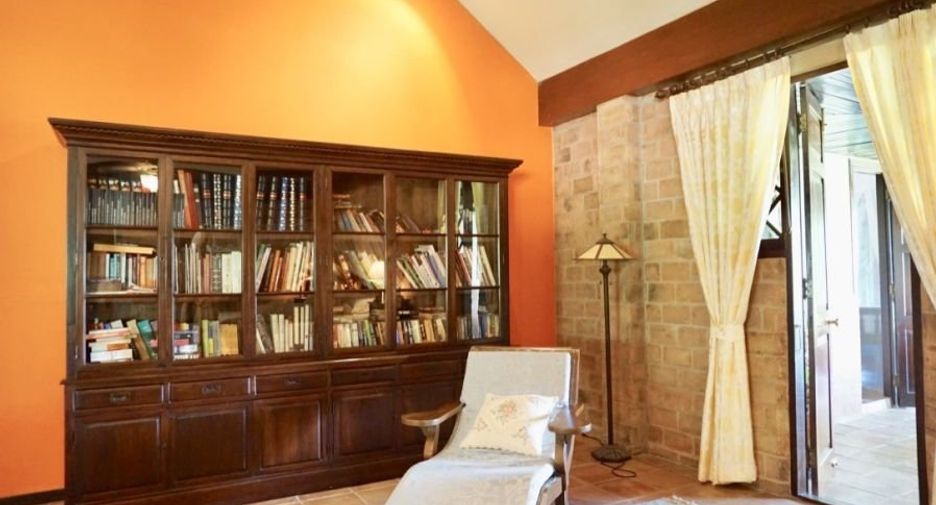 For rent and for sale 6 bedrooms house in San Sai, Chiang Mai