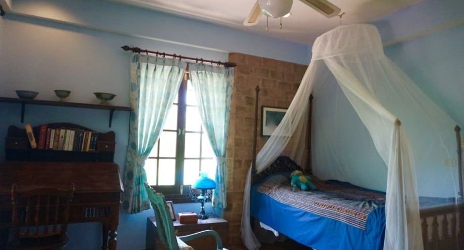 For rent and for sale 6 bedrooms house in San Sai, Chiang Mai