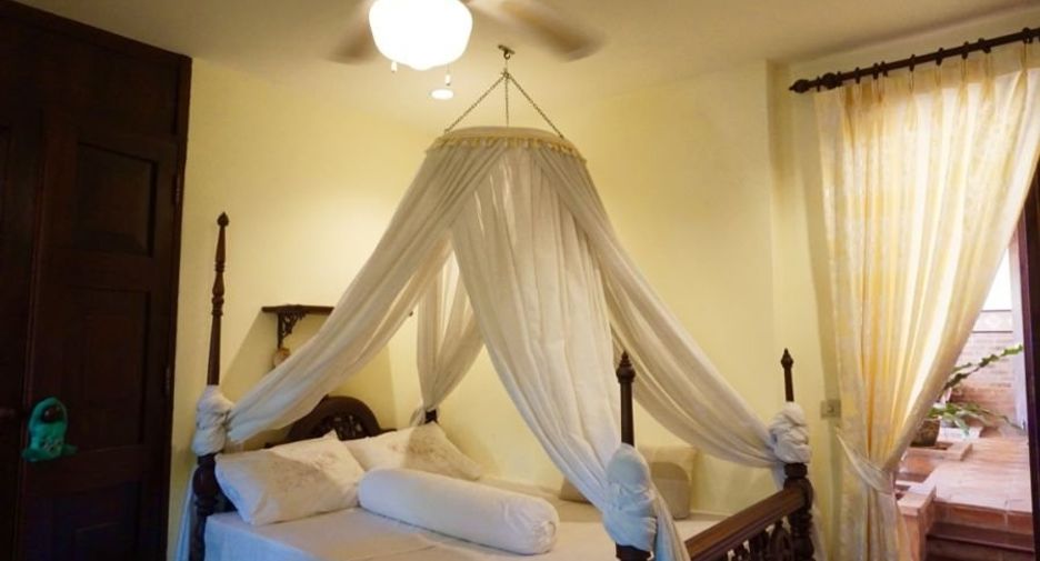 For rent and for sale 6 bedrooms house in San Sai, Chiang Mai