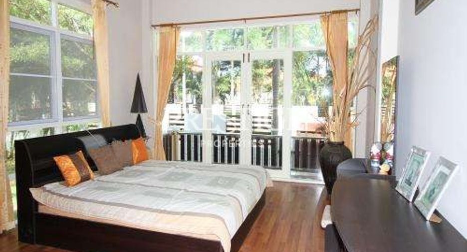 For sale 3 bedrooms house in Bang Lamung, Chonburi