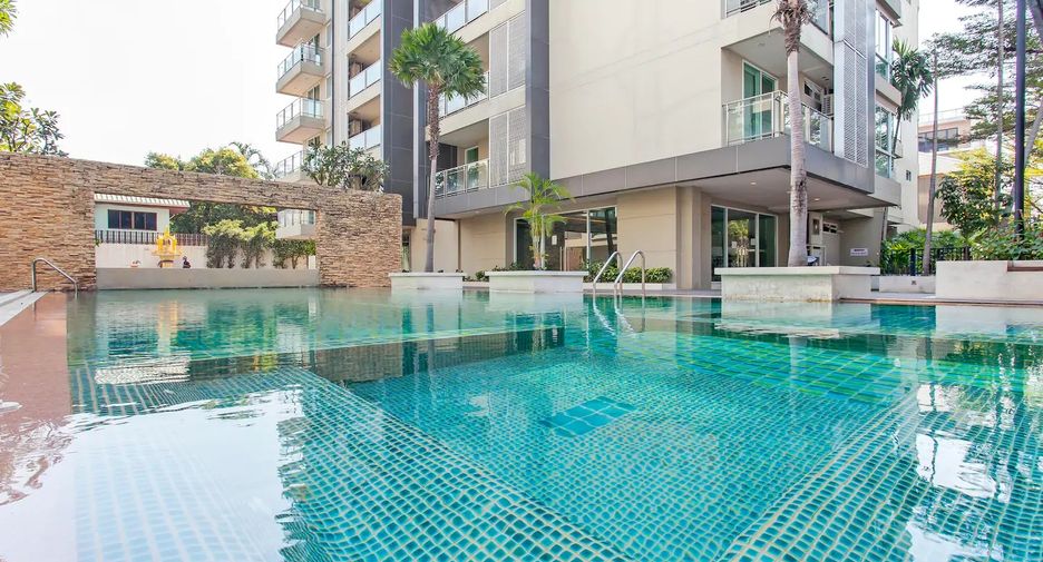 For rent 2 bedrooms house in Watthana, Bangkok