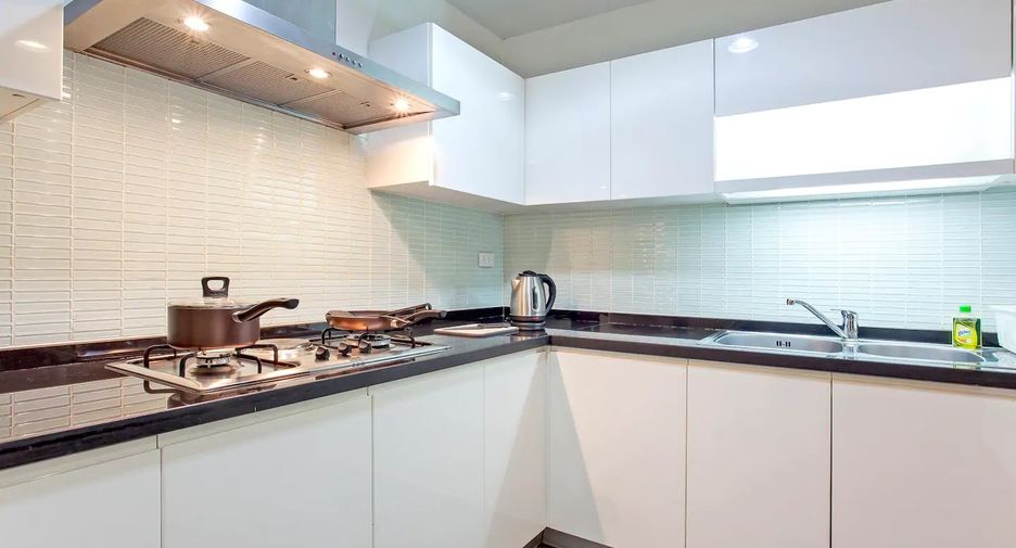 For rent 2 bedrooms house in Watthana, Bangkok