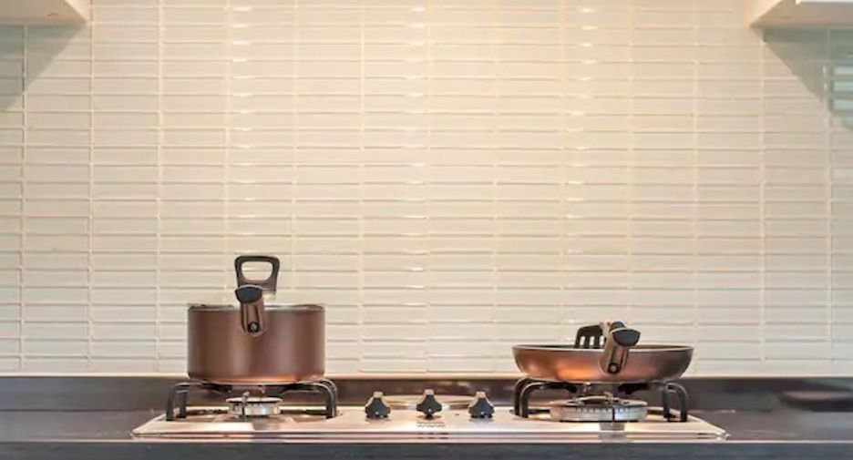For rent 2 bedrooms house in Watthana, Bangkok