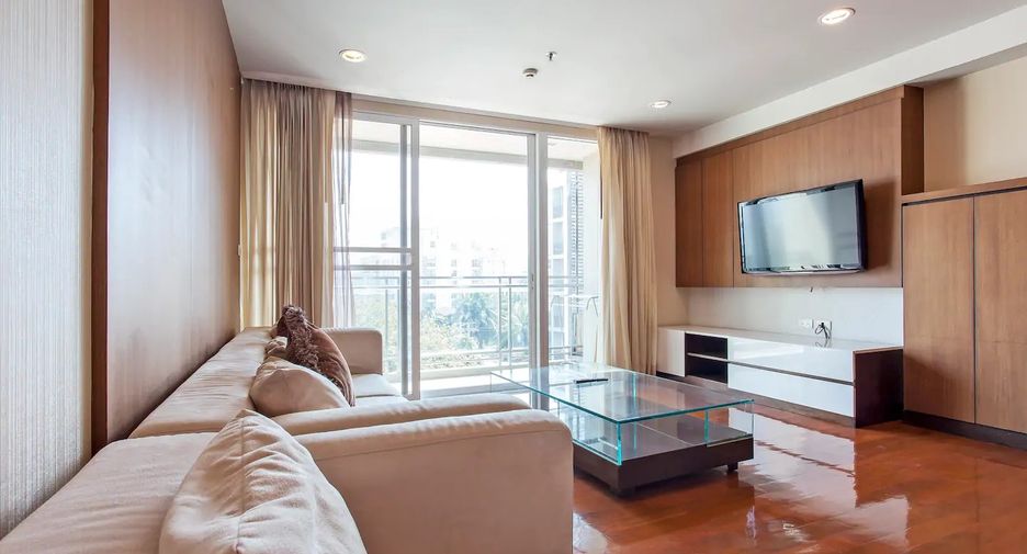 For rent 2 bedrooms house in Watthana, Bangkok