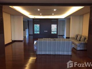 For rent 4 bed apartment in Yan Nawa, Bangkok