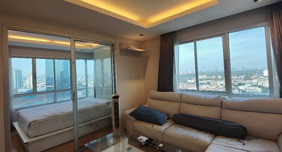 For rent 1 Beds condo in Yan Nawa, Bangkok