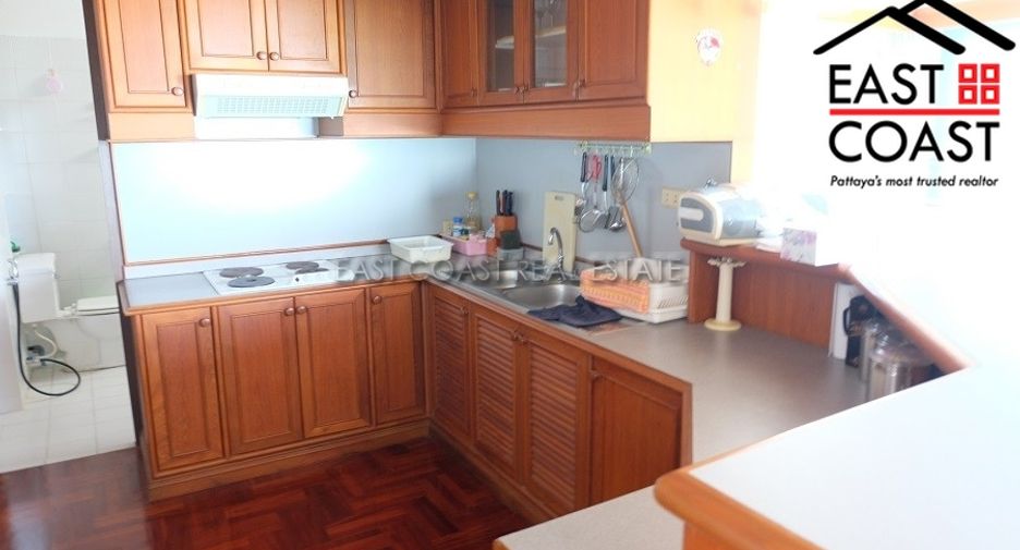 For sale 4 ベッドルーム condo in Bang Lamung, Chonburi