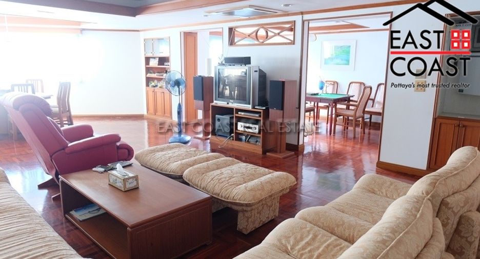 For sale 4 ベッドルーム condo in Bang Lamung, Chonburi