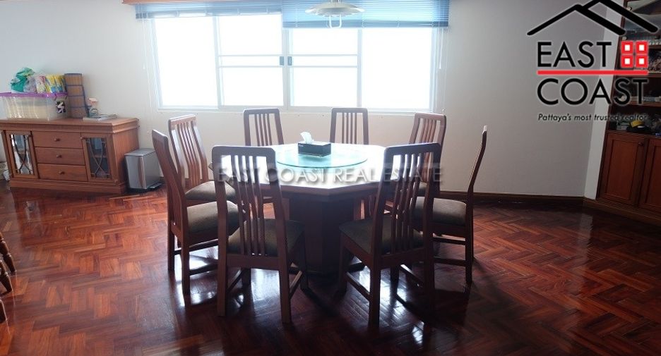 For sale 4 ベッドルーム condo in Bang Lamung, Chonburi