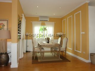 Haus zum Kauf mit 2 Zimmer in Bang Lamung, Chonburi