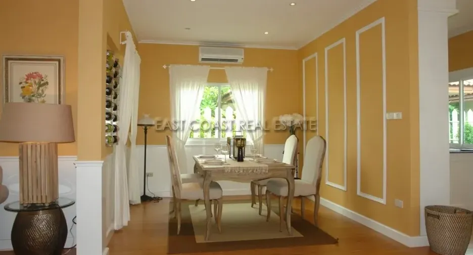 À vendre 2 chambres maison à Bang Lamung, Chonburi