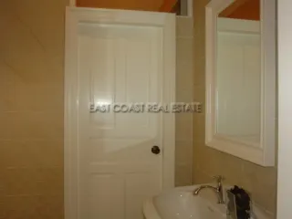Casa en venta de 2 habitaciones en Bang Lamung, Chonburi