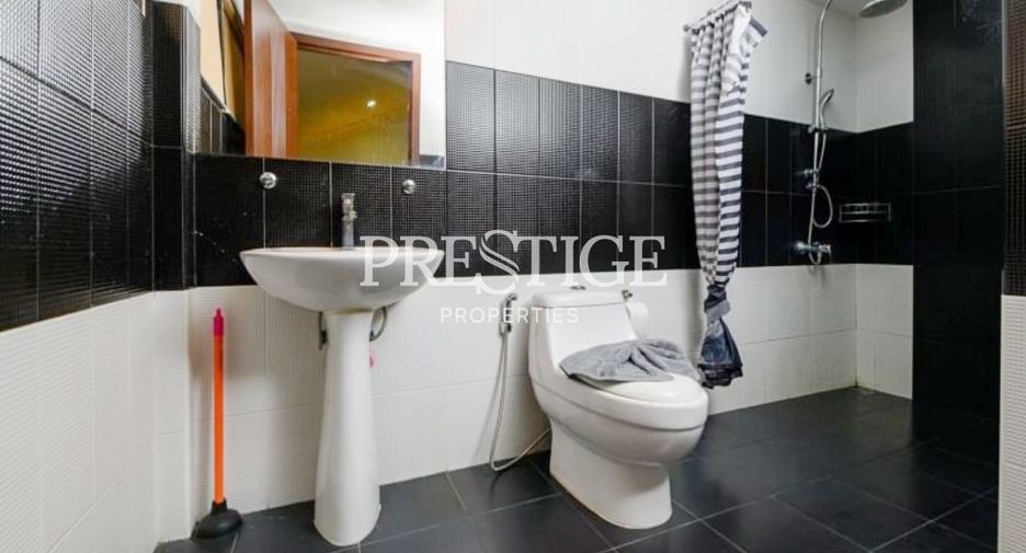 For sale 5 bedrooms house in Bang Lamung, Chonburi