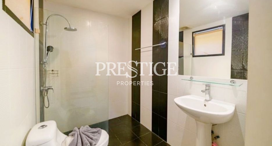 For sale 5 bedrooms house in Bang Lamung, Chonburi
