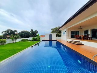 For rent 4 bed villa in Hua Hin, Prachuap Khiri Khan