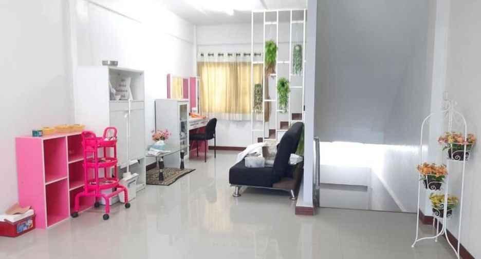 For sale retail Space in San Sai, Chiang Mai
