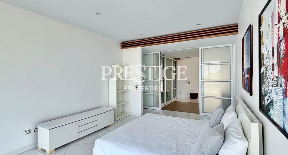 For rent 2 bedrooms condo in Sattahip, Chonburi