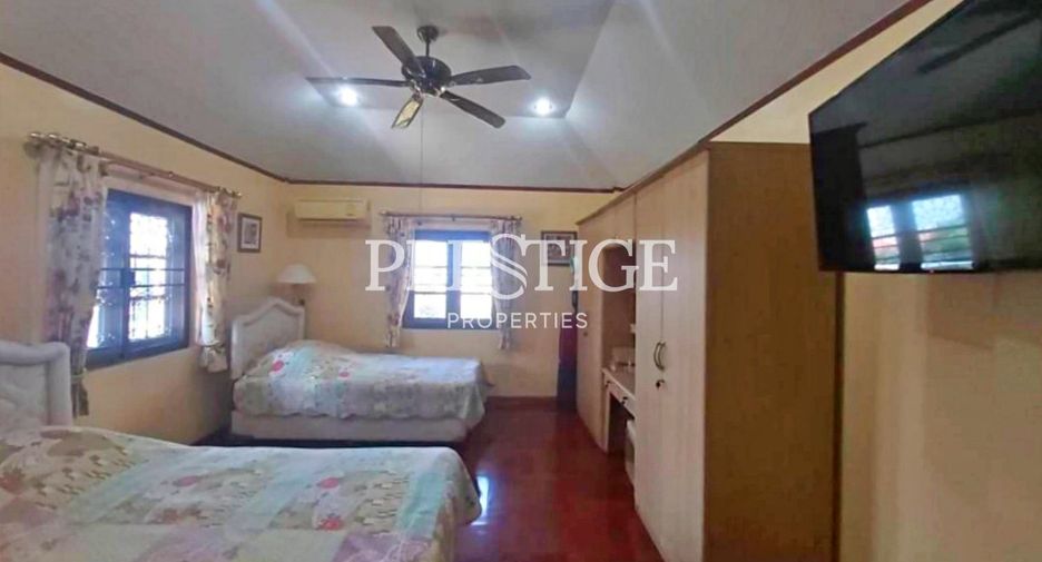 For sale 4 bedrooms house in Bang Lamung, Chonburi