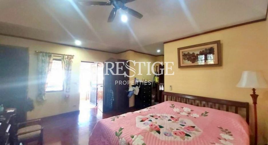 For sale 4 bedrooms house in Bang Lamung, Chonburi