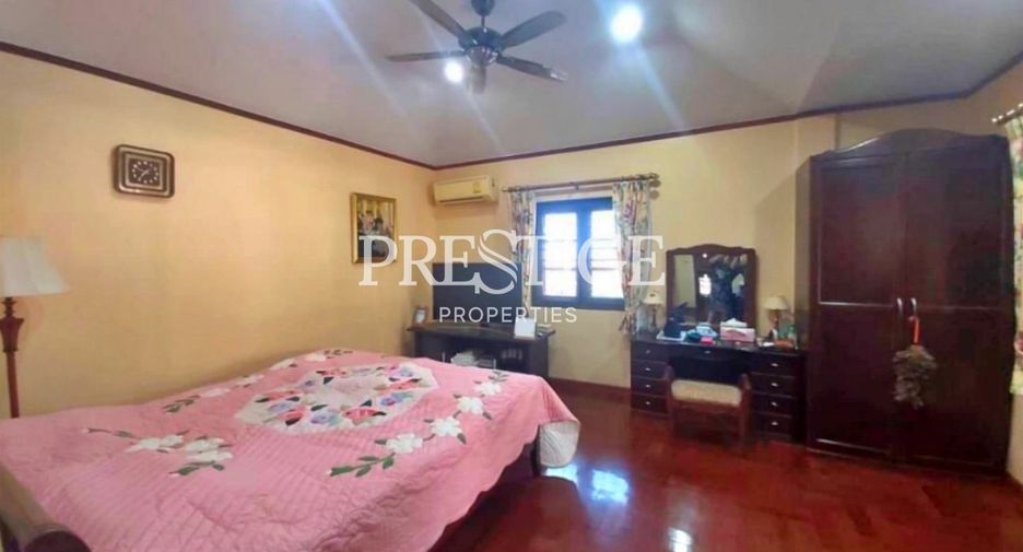 For sale 4 bedrooms house in Bang Lamung, Chonburi