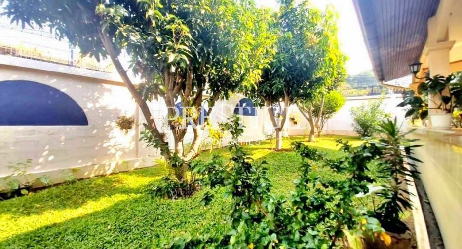 For sale 4 bedrooms house in Bang Lamung, Chonburi
