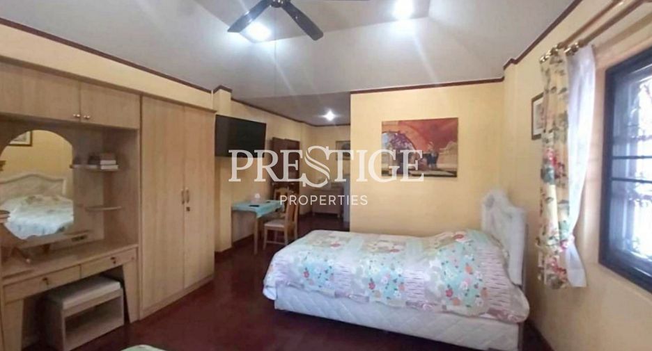 For sale 4 bedrooms house in Bang Lamung, Chonburi