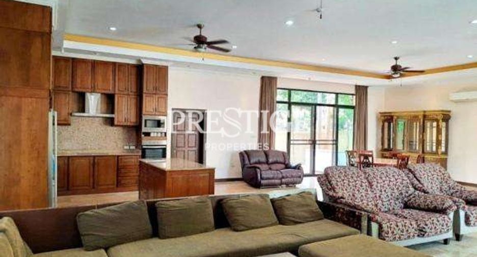 For rent そして for sale 4 Beds house in Huay Yai, Pattaya