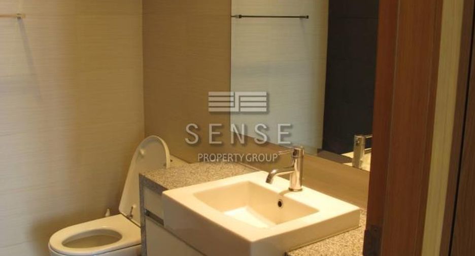 For sale 2 ベッドルーム condo in Khlong Toei, Bangkok