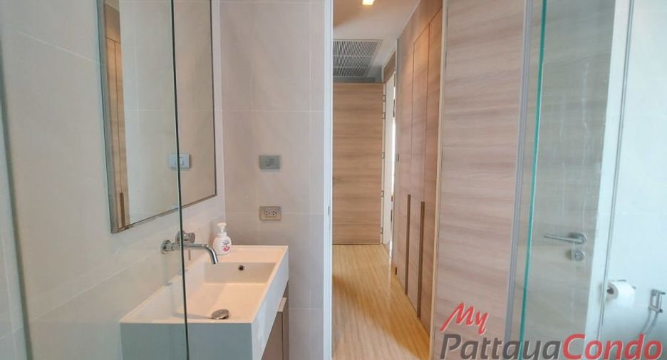 Condo en venta de 2 habitaciones en Bang Lamung, Chonburi