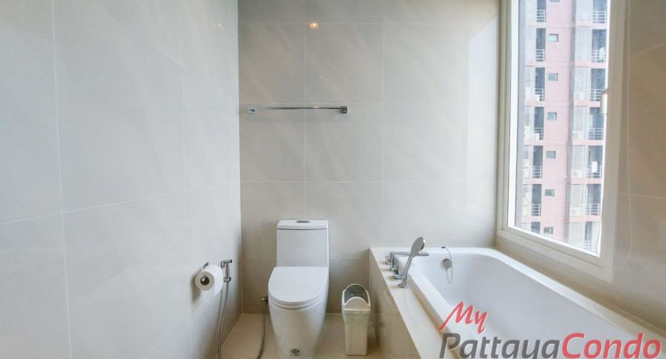 Condo en venta de 2 habitaciones en Bang Lamung, Chonburi