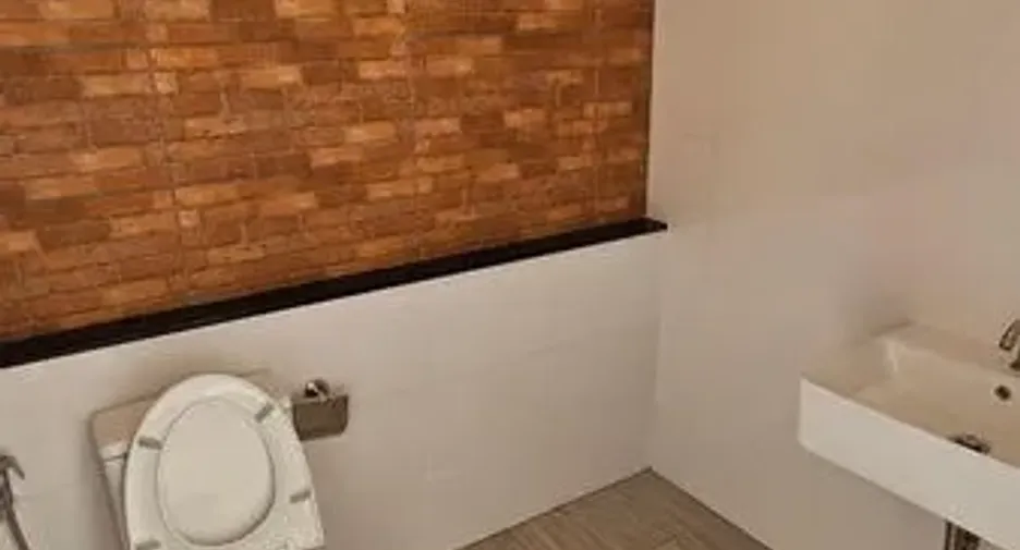 For rent office in Phra Khanong, Bangkok