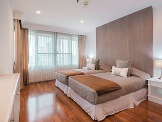 For sale and for rent 3 bed apartment in Khlong Toei, Bangkok