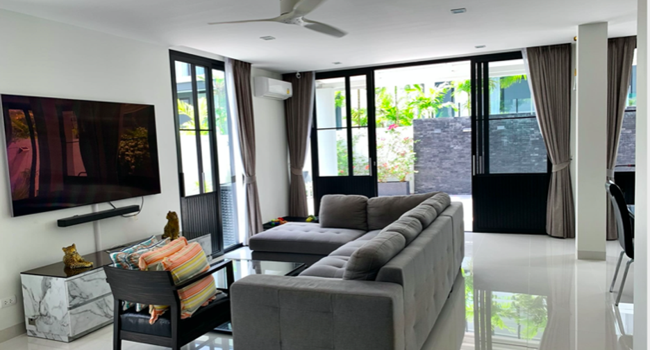For sale 6 bed villa in Thalang, Phuket