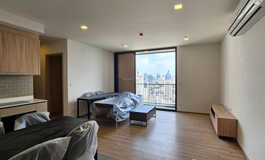 For sale 2 bed condo in Ratchathewi, Bangkok