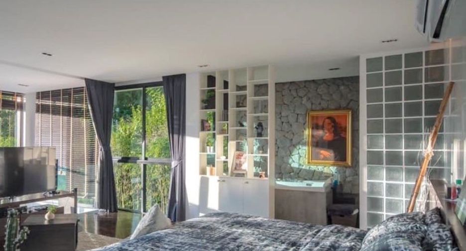 For rent and for sale 4 bedrooms villa in Kathu, Phuket