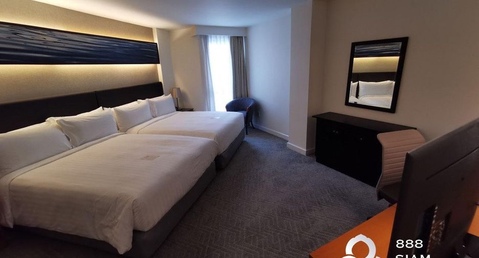 For rent 2 bedrooms condo in Yan Nawa, Bangkok