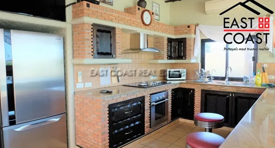 For rent and for sale 6 bedrooms house in Bang Lamung, Chonburi