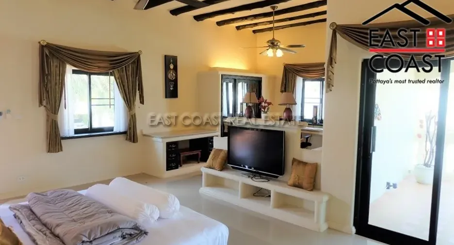 For rent and for sale 6 bedrooms house in Bang Lamung, Chonburi