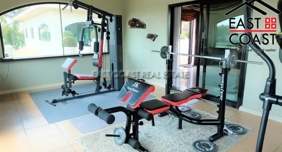 For rent and for sale 6 bedrooms house in Bang Lamung, Chonburi