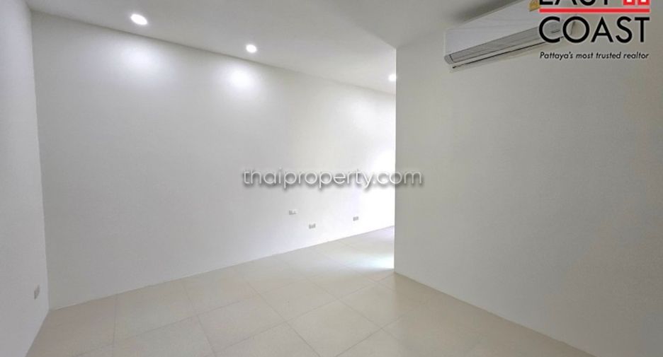 À vendre 4 chambres maison à Bang Lamung, Chonburi