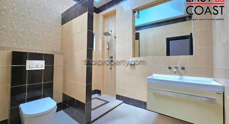 À vendre 4 chambres maison à Bang Lamung, Chonburi