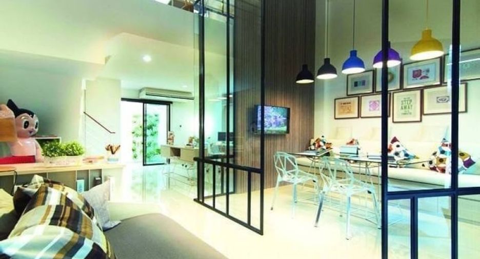 For sale 3 bed retail Space in Min Buri, Bangkok