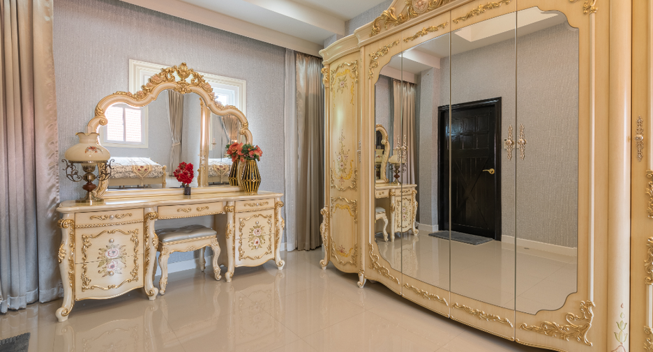 For sale 4 bed house in Hang Dong, Chiang Mai