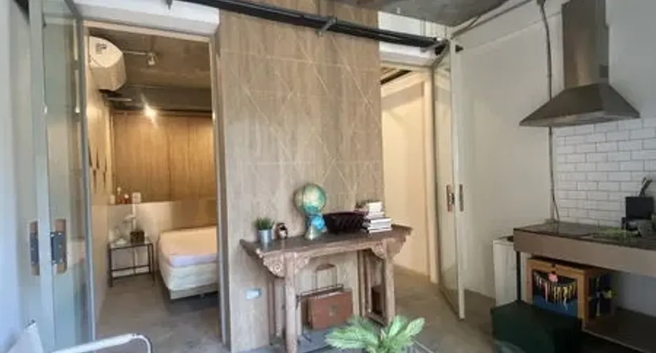 For rent and for sale 3 bedrooms retail Space in Watthana, Bangkok