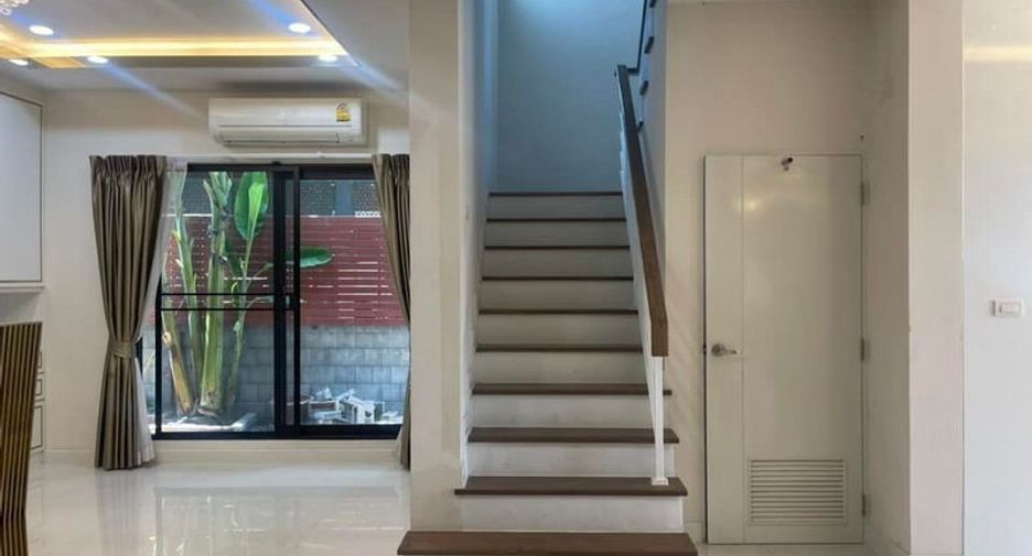 For sale and for rent 4 bed house in Prawet, Bangkok
