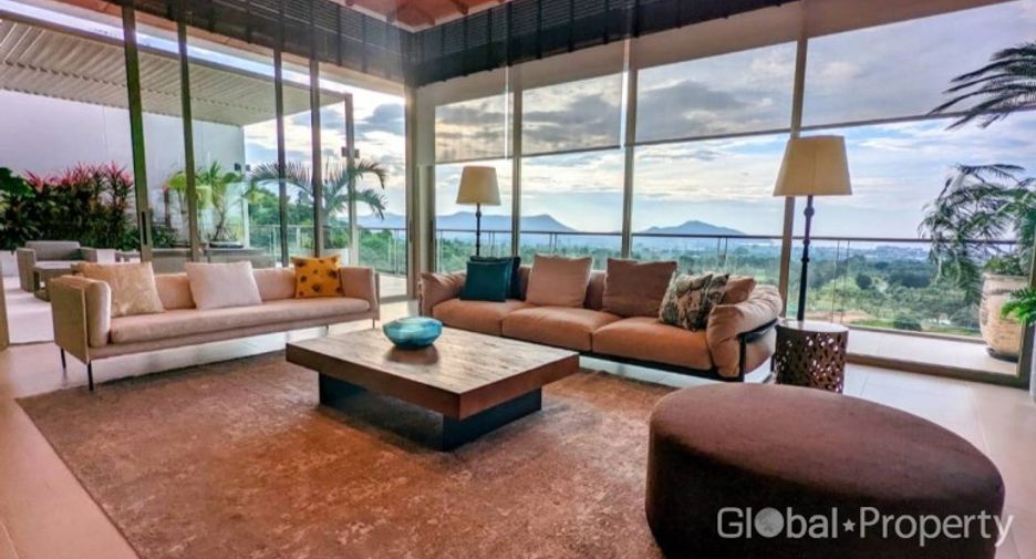 For sale 3 bedrooms condo in Sattahip, Chonburi