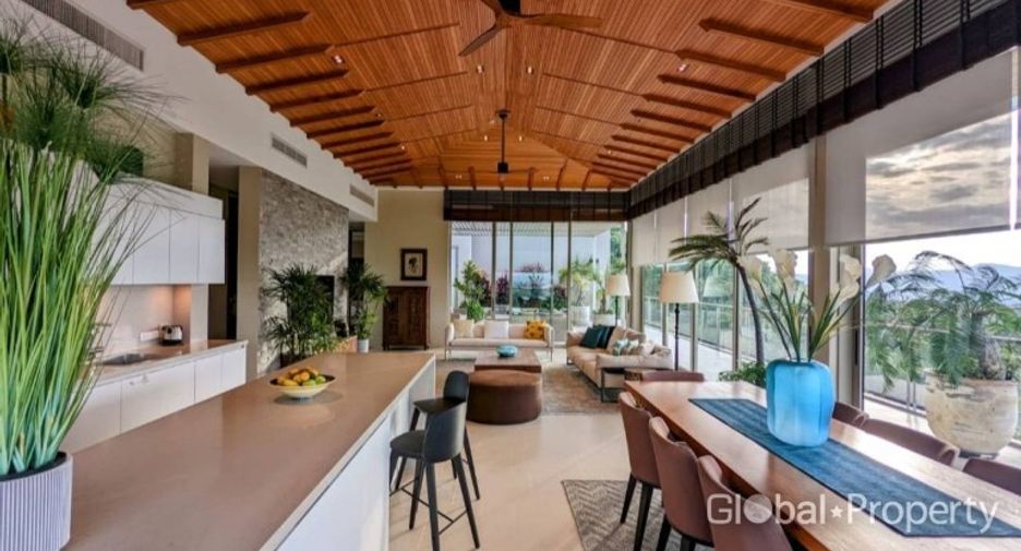 For sale 3 bedrooms condo in Sattahip, Chonburi