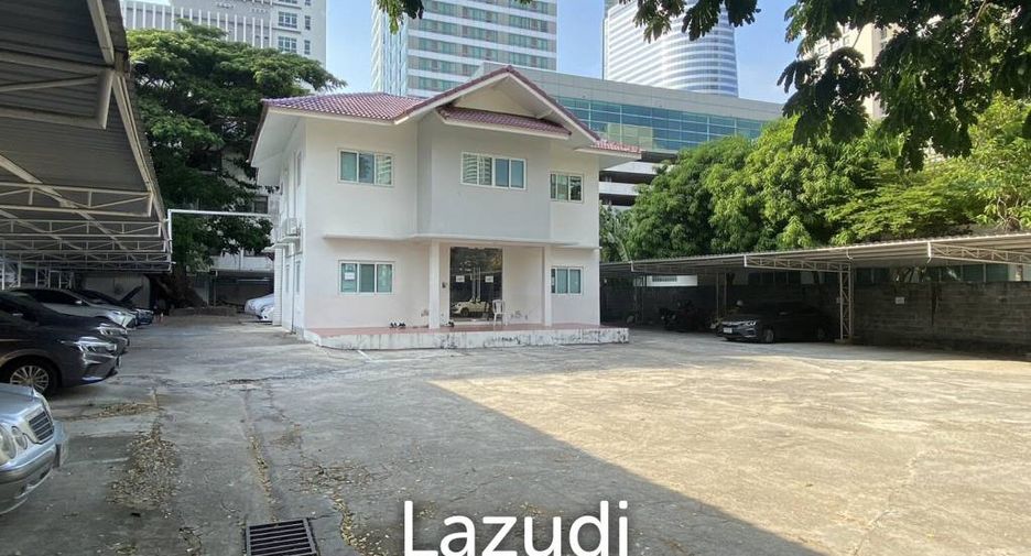 For rent 5 Beds house in Sathon, Bangkok Hipflat