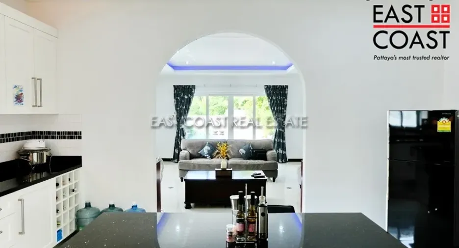 Casa en venta de 2 habitaciones en Bang Saray, Pattaya