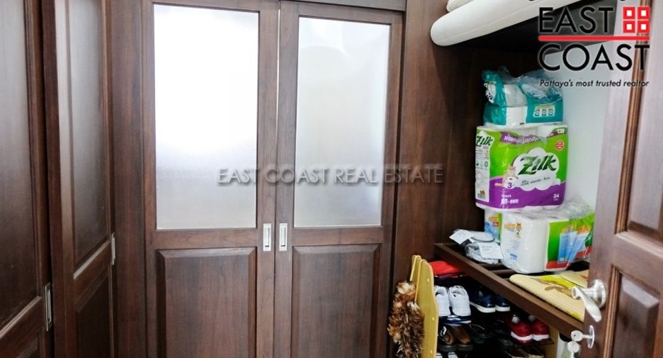 Продажа 2 спальни дом в Саттахип, Чонбури